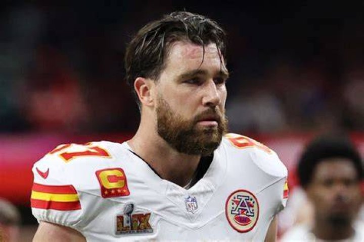Travis Kelce's brother Jason guided him through a pivotal time; now