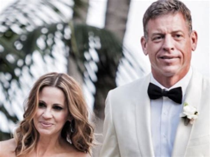 Troy Aikman gets married to Capa Mooty in California Wedding