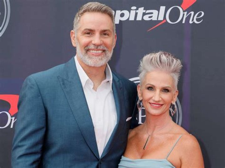 Uncover The Inspiring World Of Kurt Warner's Family: Values, Faith, And Philanthropy