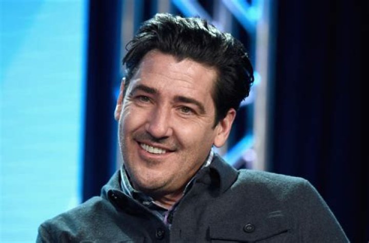 Uncover The Secrets Of Jonathan Knight's $14 Million Fortune