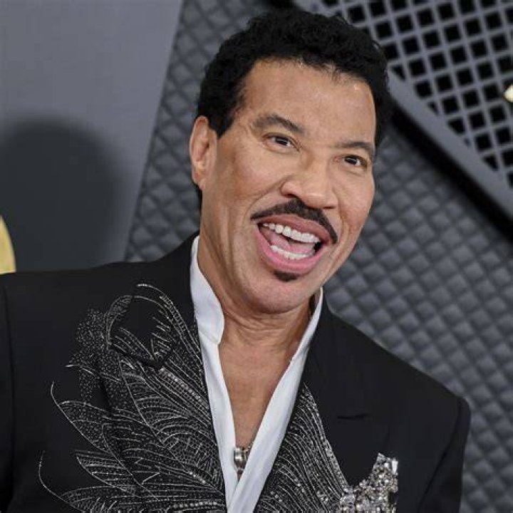 Uncover The Secrets Of Lionel Richie's Net Worth