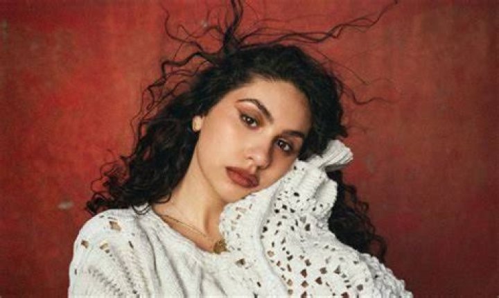 Uncover The Secrets Of Selena Gez's Pregnancy Journey