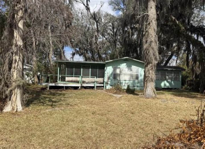 Uncover The Unbeatable Price For Your Lakefront Fixer Upper