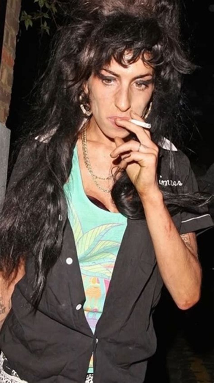 Unraveling The Story Behind Janis Winehouse's Tragic Demise At 27