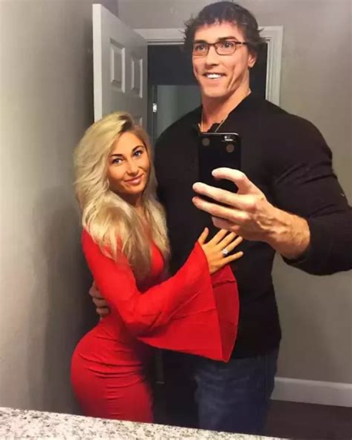 Unveiling Carriejune Anne Bowlby's Net Worth: Surprising Insights