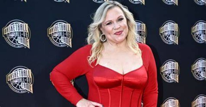 Unveiling Holly Rowe's Net Worth: Uncovering Success And Inspiration