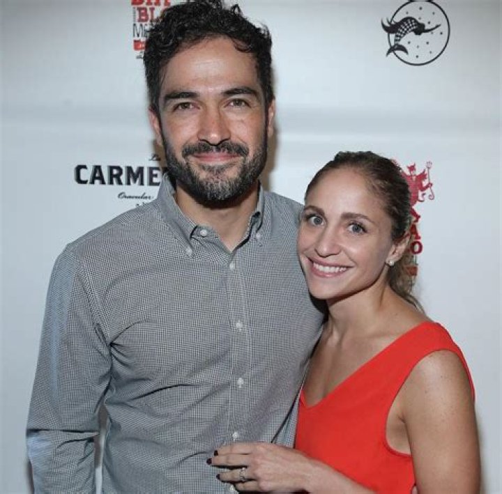 Unveiling The Enchanting World Of Alfonso Herrera's Wife
