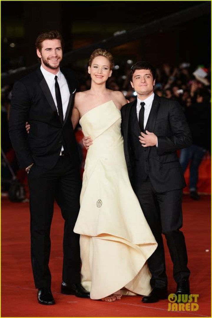 Unveiling The Enduring Essence Of "Josh Hutcherson Next To Jennifer Lawrence"