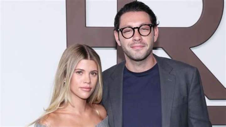 Unveiling the Enigmatic Figure’s Age, Height, Net Worth and Her Noteworthy Husband |