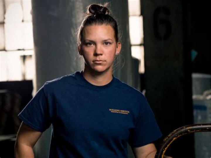 Unveiling The Legacy And Impact Of Laura Bernotas: A Basketball Icon