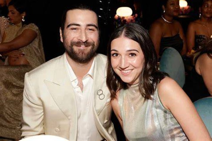 Unveiling The Secrets: Noah Kahan's Wife Revealed!