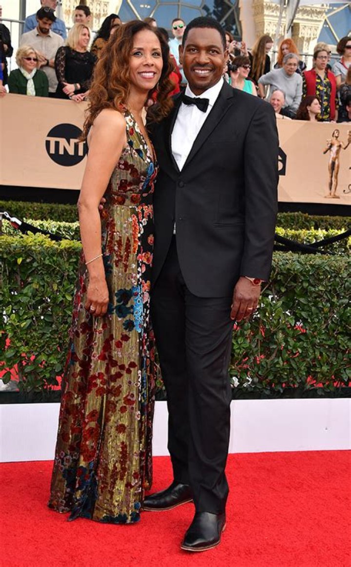 Unveiling The Secrets Of Mykelti Williamson's Net Worth
