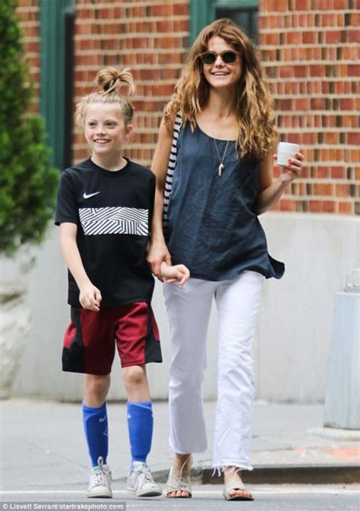 Update Keri Russell son River Russell Deary