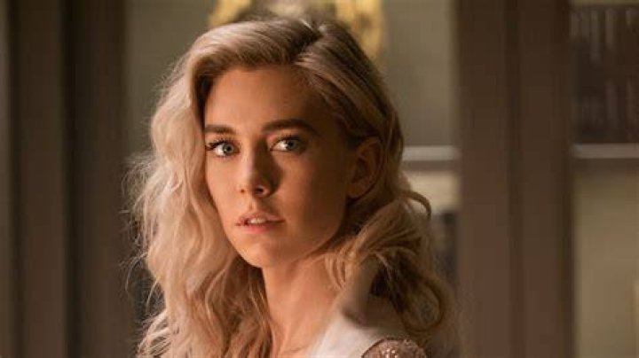 Vanessa Kirby.. Beauté Blonde, Black And Blonde, Vanessa Kirby The