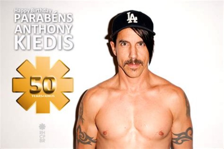 Vocalista dos Red Hot Chili Peppers &eacute; hospitalizado VEJA