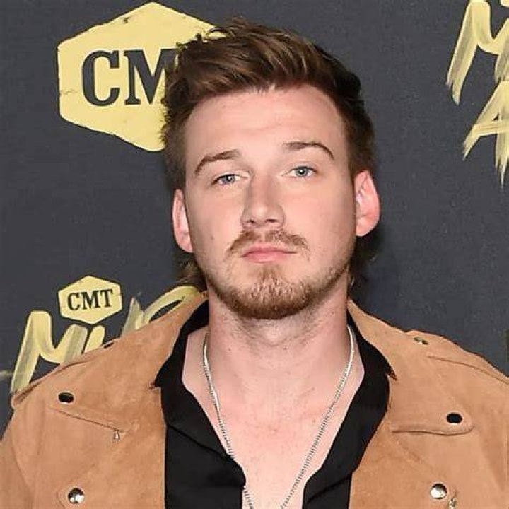 Wallen Age, Net Worth, Height, Bio, Facts