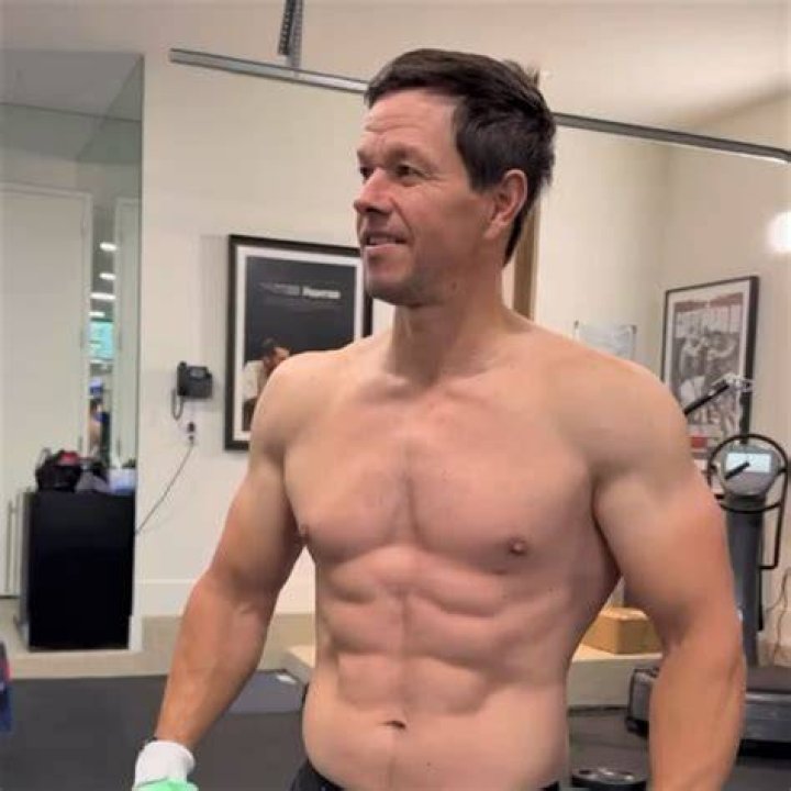 Was Mark Wahlberg in a boy band?