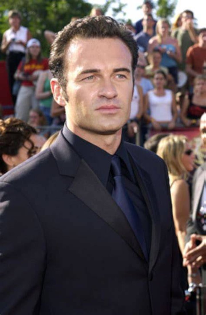 What disease does Julian McMahon have?