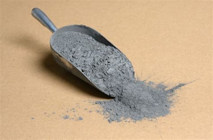 What is dark aluminum powder used for?