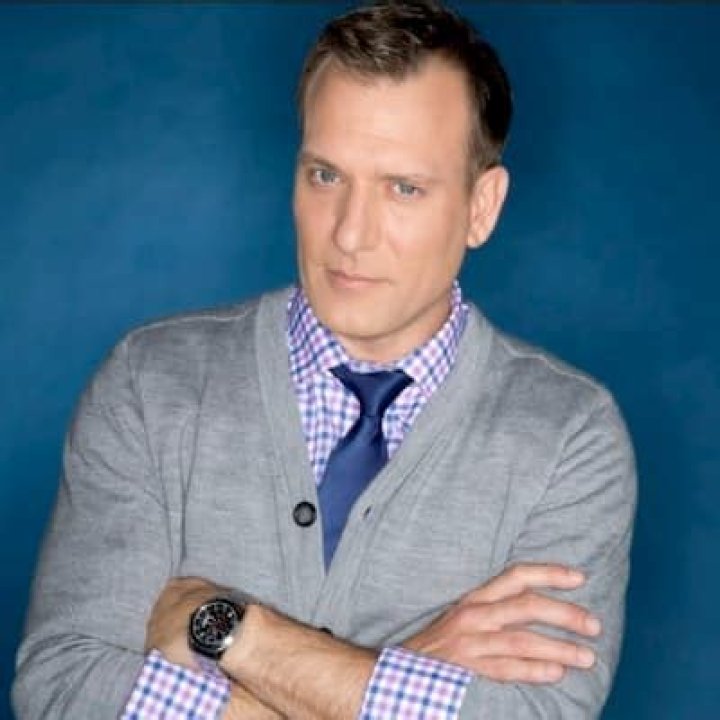 What Is Mike Bettes net worth? Bio Wife, Net Worth, Married Marriedline