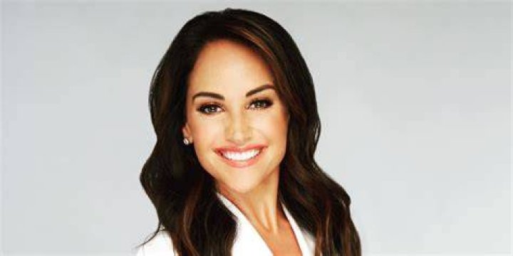 What Plastic Surgery has Alexandria OcasioCortez gotten? Lips, Nose