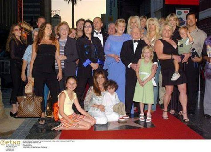 Where is Jonelle Rooney now?