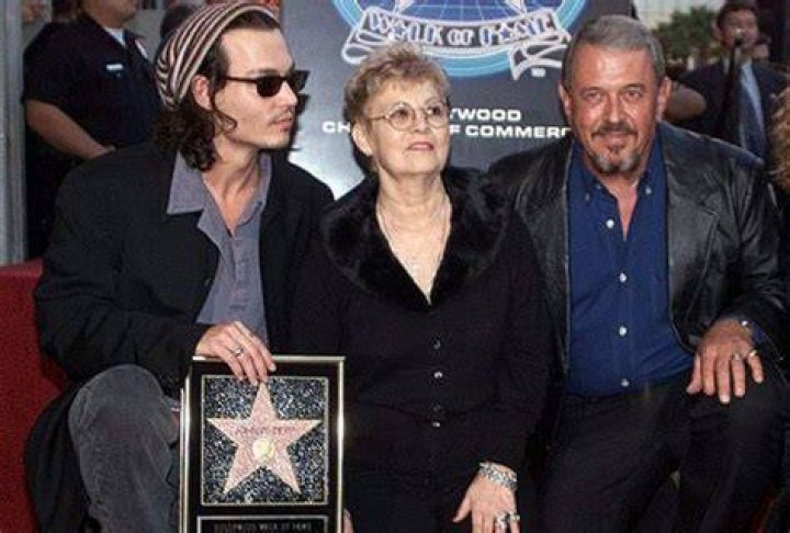 Who are Johnny Depps parents |
