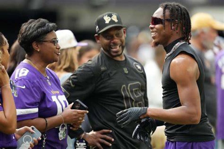 Who are Justin Jefferson Parents?