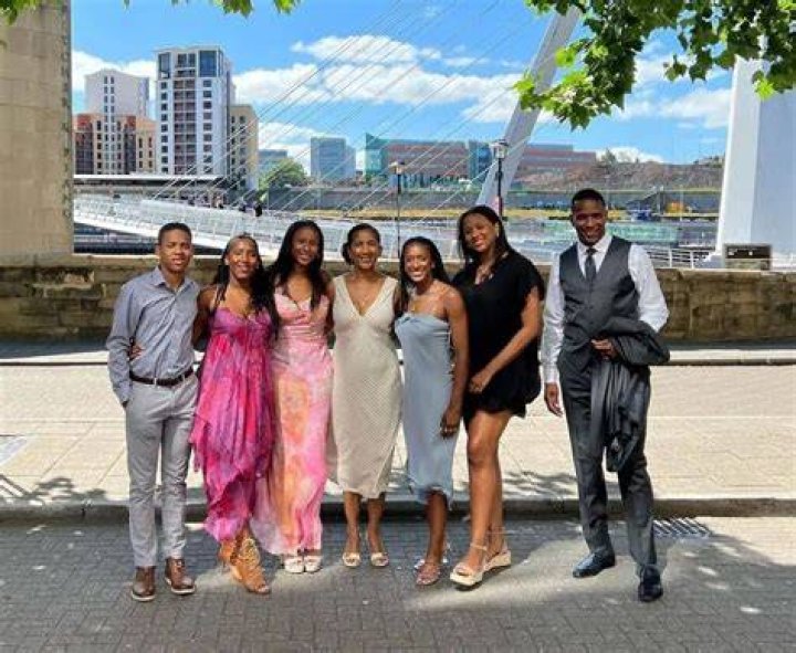 Who Are Shaka Hislop Family Members?