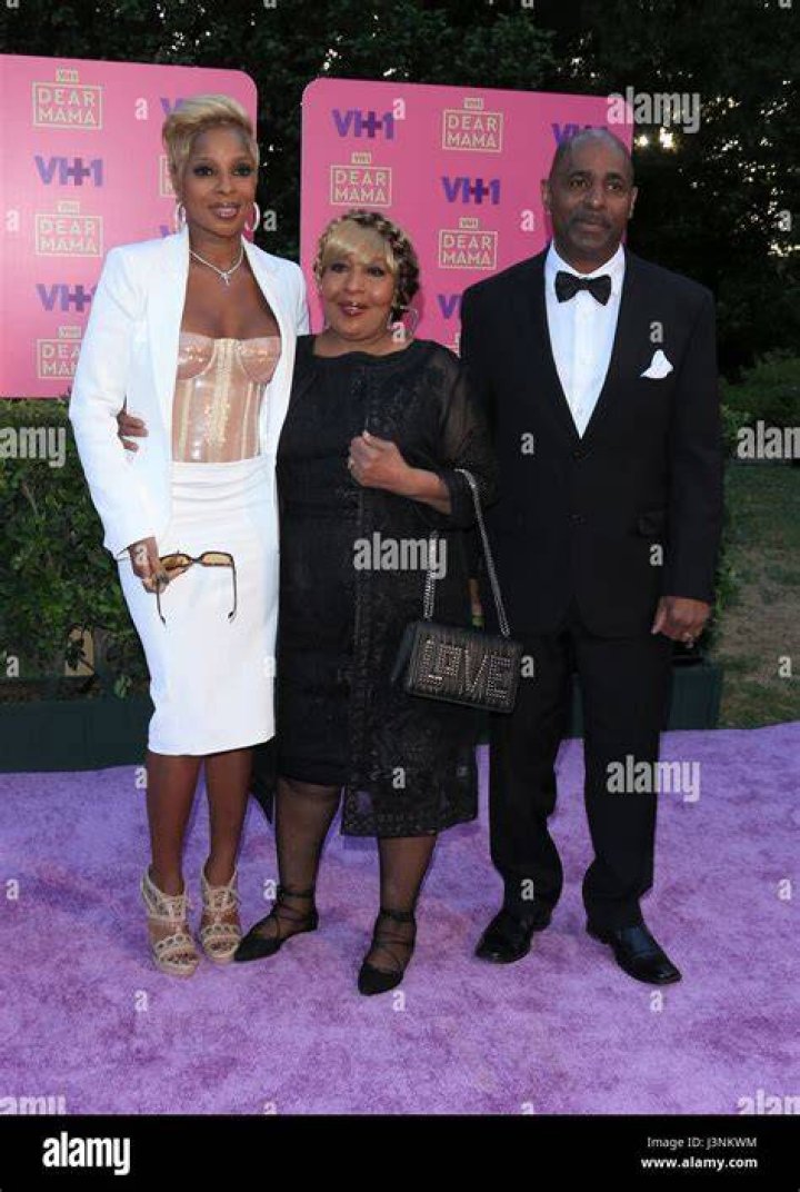 Who Is Cora Blige, Is Mary J Blige Mother Still Alive?