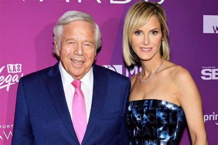 Who is Dr. Dana Blumberg? Meet Robert Kraft's fianc&eacute;e