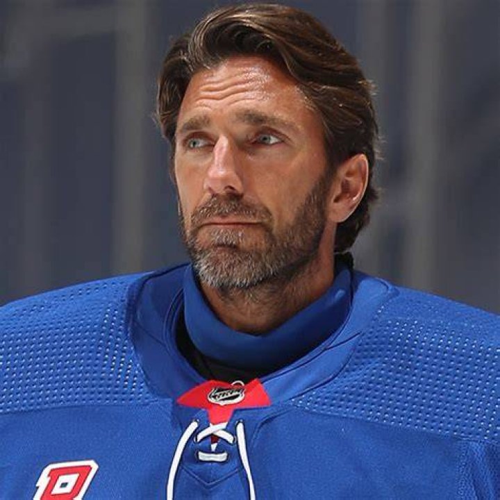 Who is Henrik Lundqvist's wife? Meet Therese Andersson