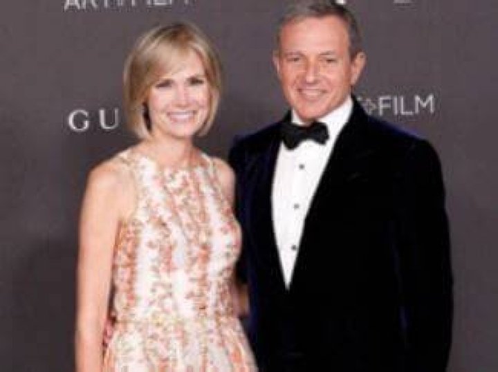 Who is Mimi Iger, Robert Iger's mother? |