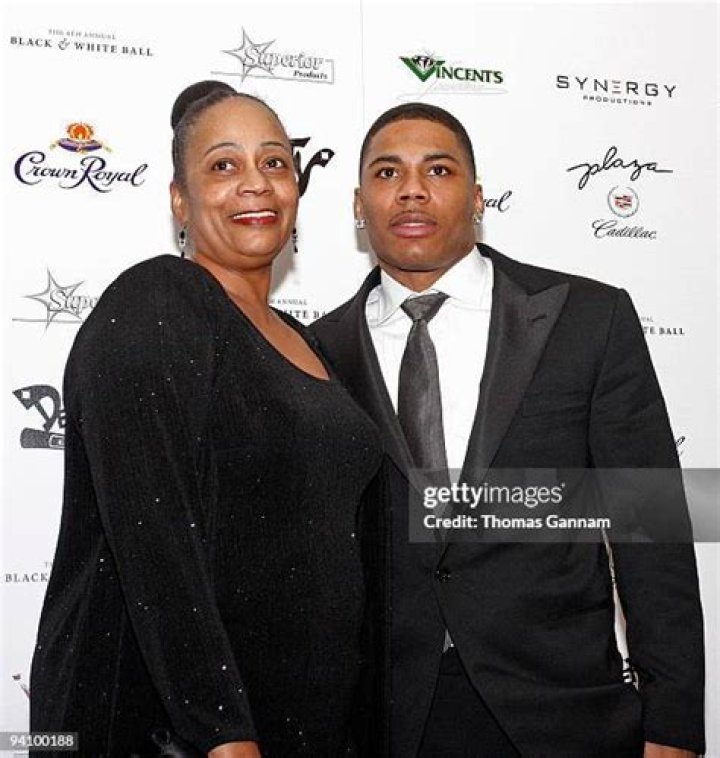 Who is Nelly's mother Rhonda Mack?