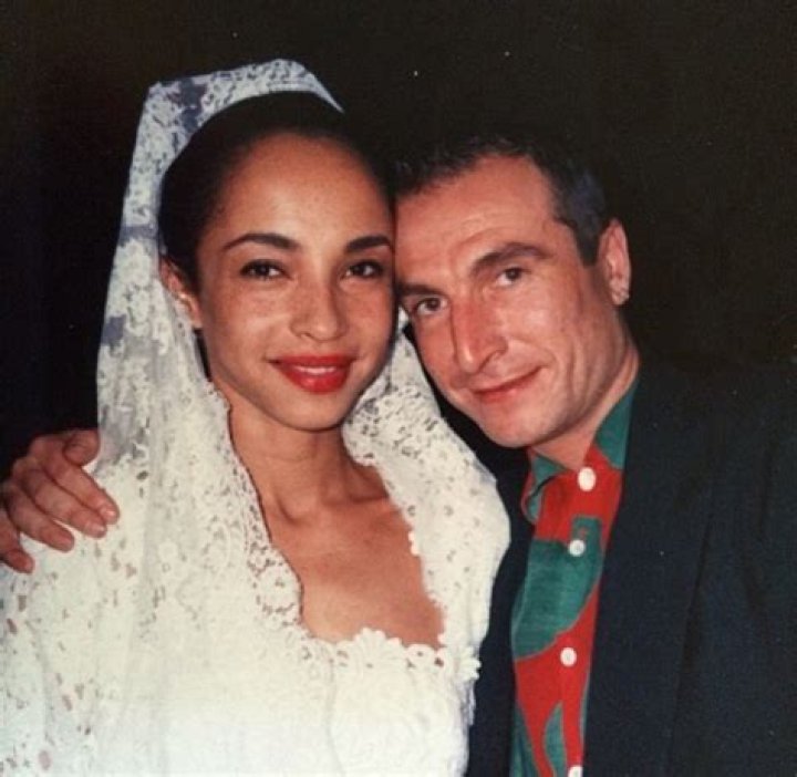 Who is Sade husband Carlos Scola Pliego?