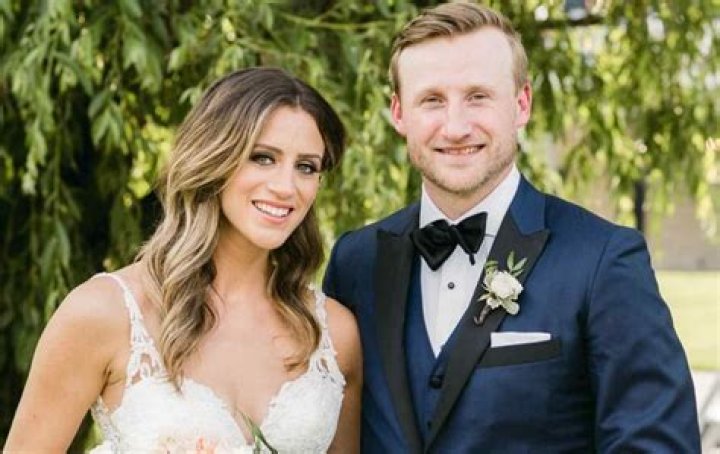 Who Is Steven Stamkos Wife Sandra Porzio? Her Age, Height, Wiki
