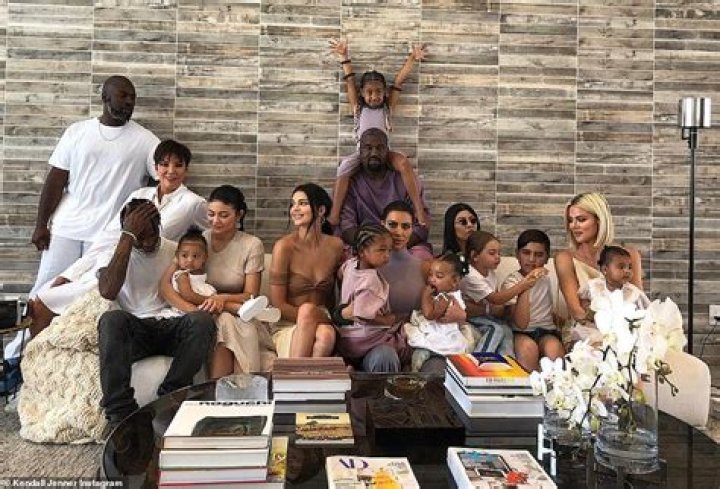 Whole family instamakeup Kendall Jenner, Bruce Jenner, Kylie Jenner