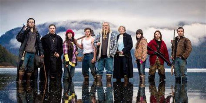 Why Some Alaskan Bush People Fans Want The Show Canceled