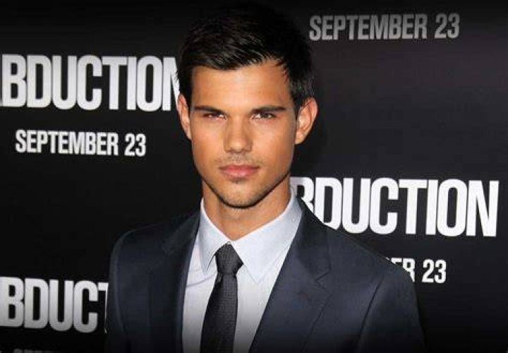 Why you haven't seen Twilight star Taylor Lautner in many movies ·