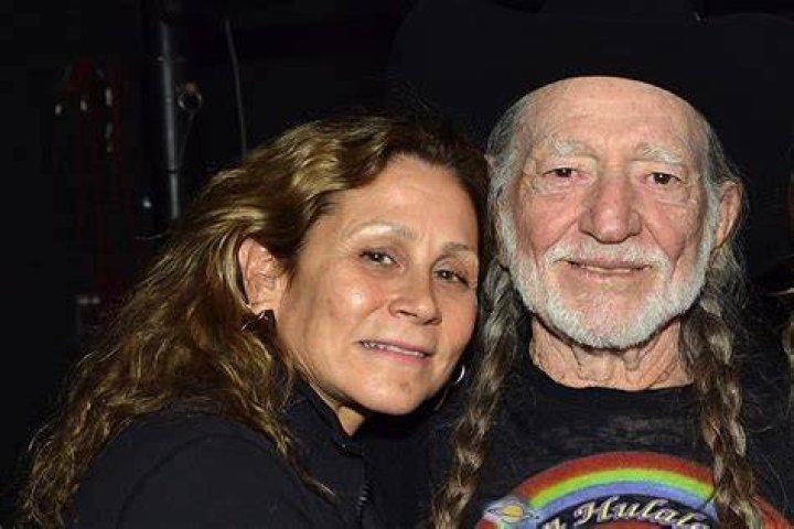 Willie Nelson & Wife Annie D'Angelo Ring in 25th Wedding Anniversary