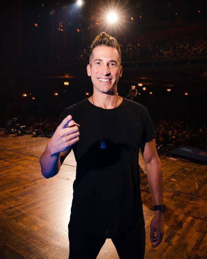 World Renowned Mentalist Max Major Keynote Speaker