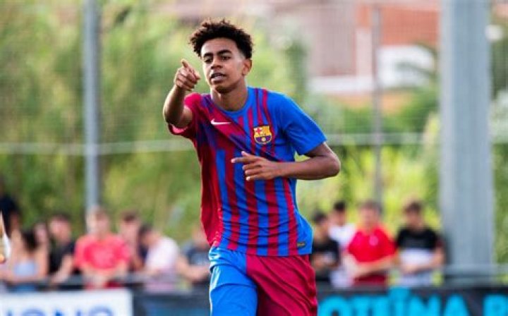 Xavi vil udtage 15&aring;rige Lamine Yamal til pokalkamp Nyheder